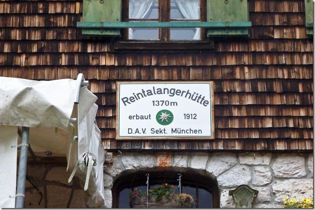 100828_P1000223_Germany, Garmisch-Partenkirchen, Reintalangerhütte, Hüttenschild