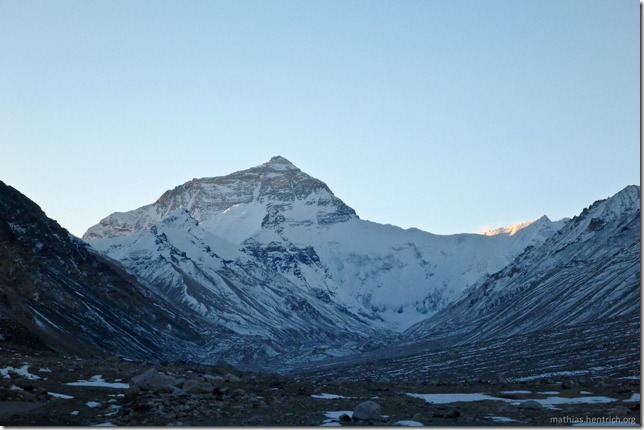 101105_P1020346_China, in Tibet, Mount Everest Region, Mount Everest, Fernansicht, Sonnenaufgang