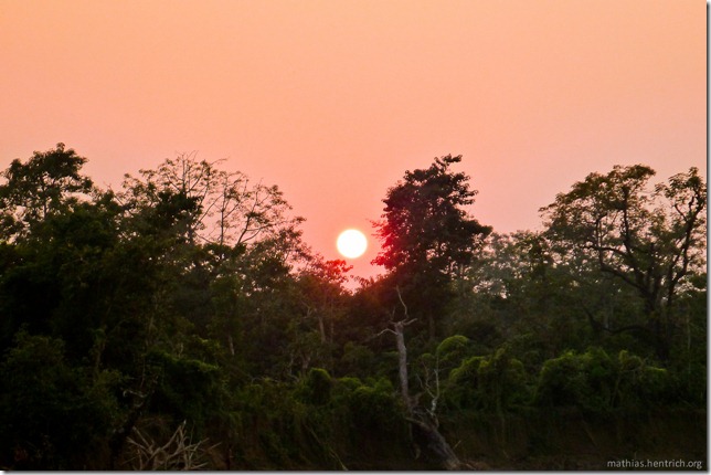 101112_P1020767_Nepal, Chitwan Nationalpark, unterwegs, Sonnenuntergang