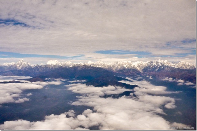 101122_P1030678_zwischen Bhutan und Nepal, im Flugzeug, Himalaya, Gauri Sankar links